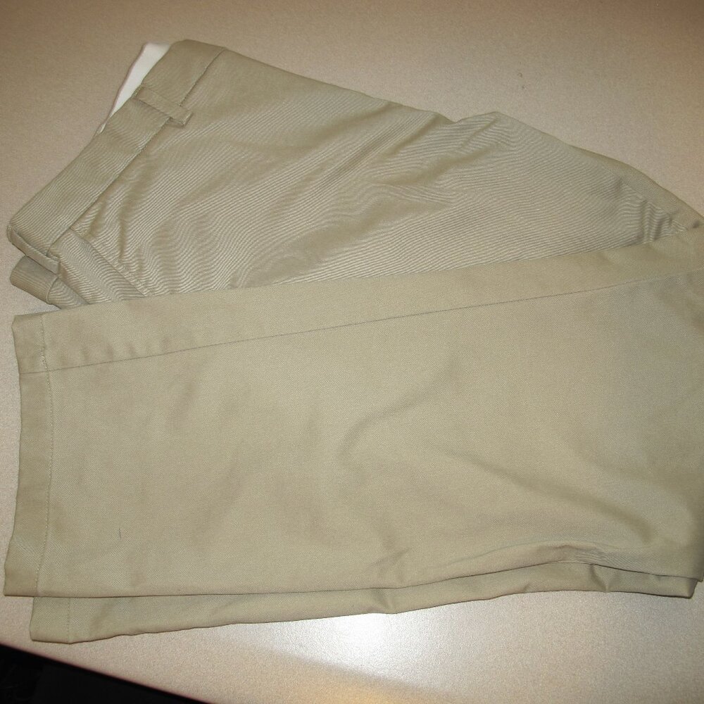 Men's 38x32 Khaki Pants / George Brand / Walmart (04)
